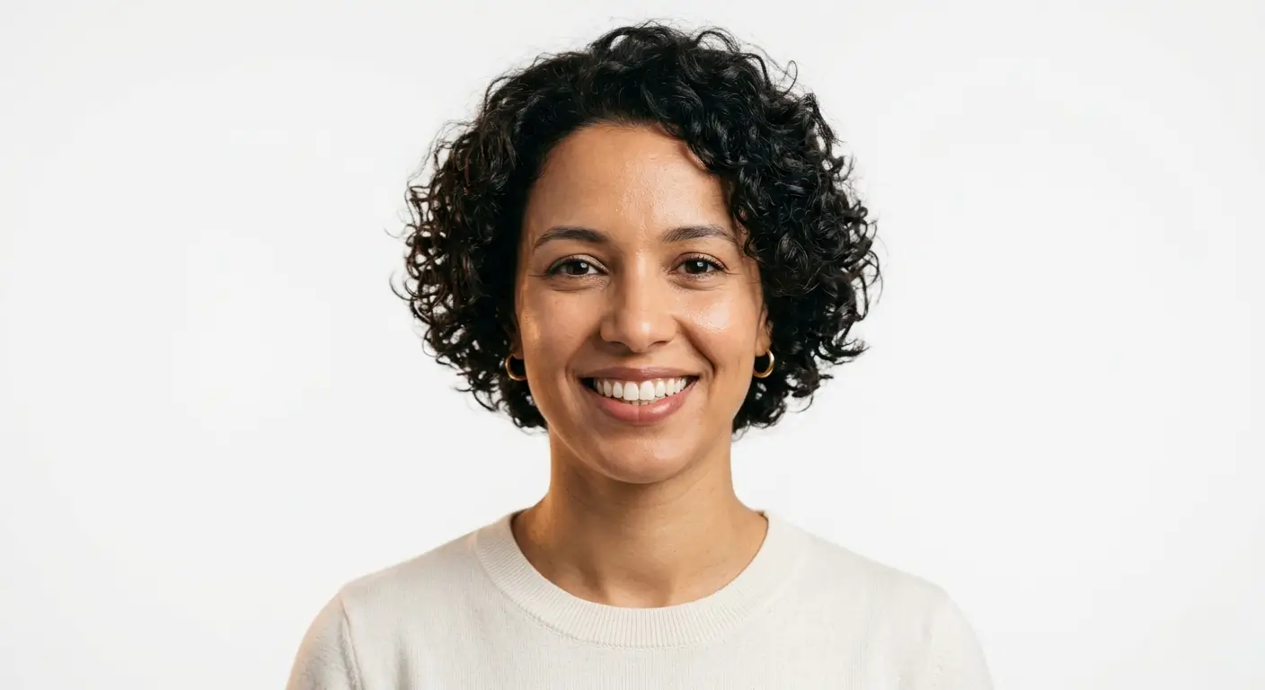 Patiente souriante au Cabinet Dentaire Dr Lamyae Jaich, Casablanca